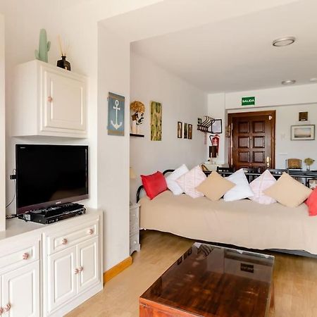 Casa De Las Flores - Apartamento Con Jardin Privado Frente A La Playa De Comillas Extérieur photo