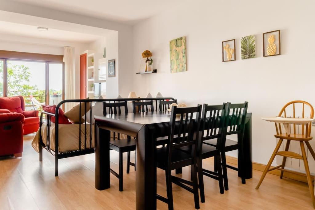 Casa De Las Flores - Apartamento Con Jardin Privado Frente A La Playa De Comillas Extérieur photo