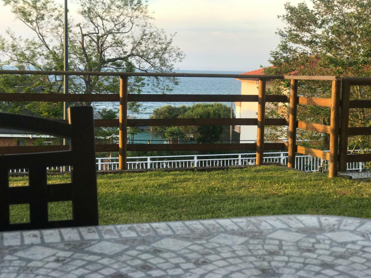 Casa De Las Flores - Apartamento Con Jardin Privado Frente A La Playa De Comillas Extérieur photo