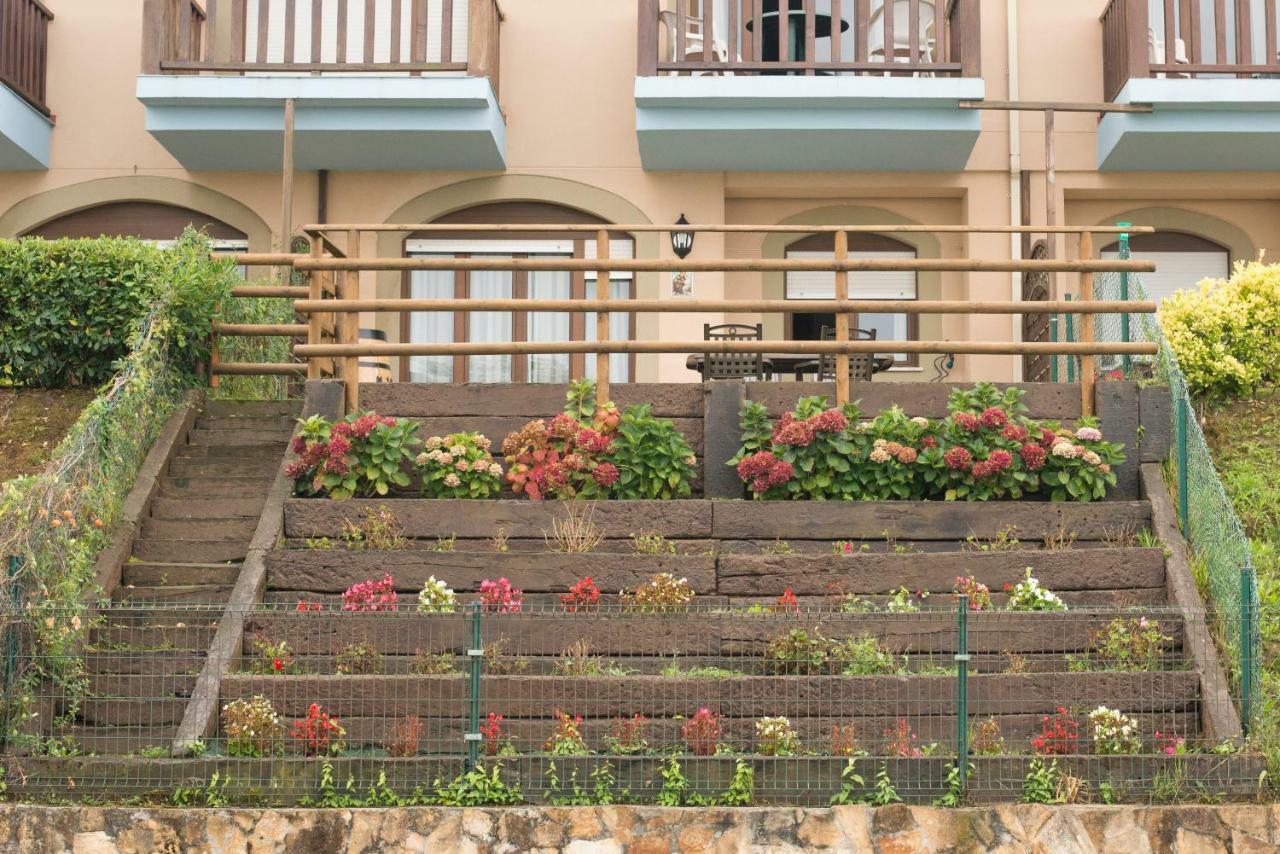 Casa De Las Flores - Apartamento Con Jardin Privado Frente A La Playa De Comillas Extérieur photo
