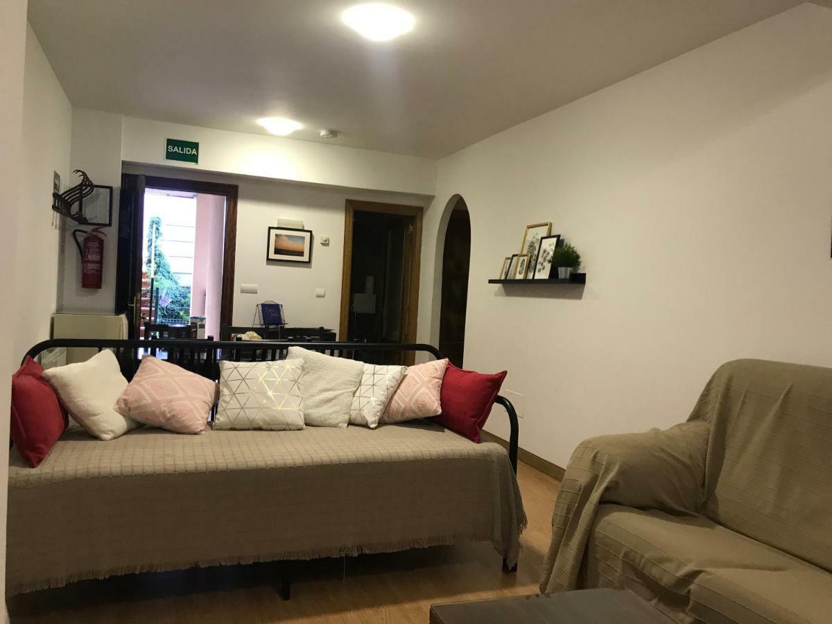 Casa De Las Flores - Apartamento Con Jardin Privado Frente A La Playa De Comillas Extérieur photo