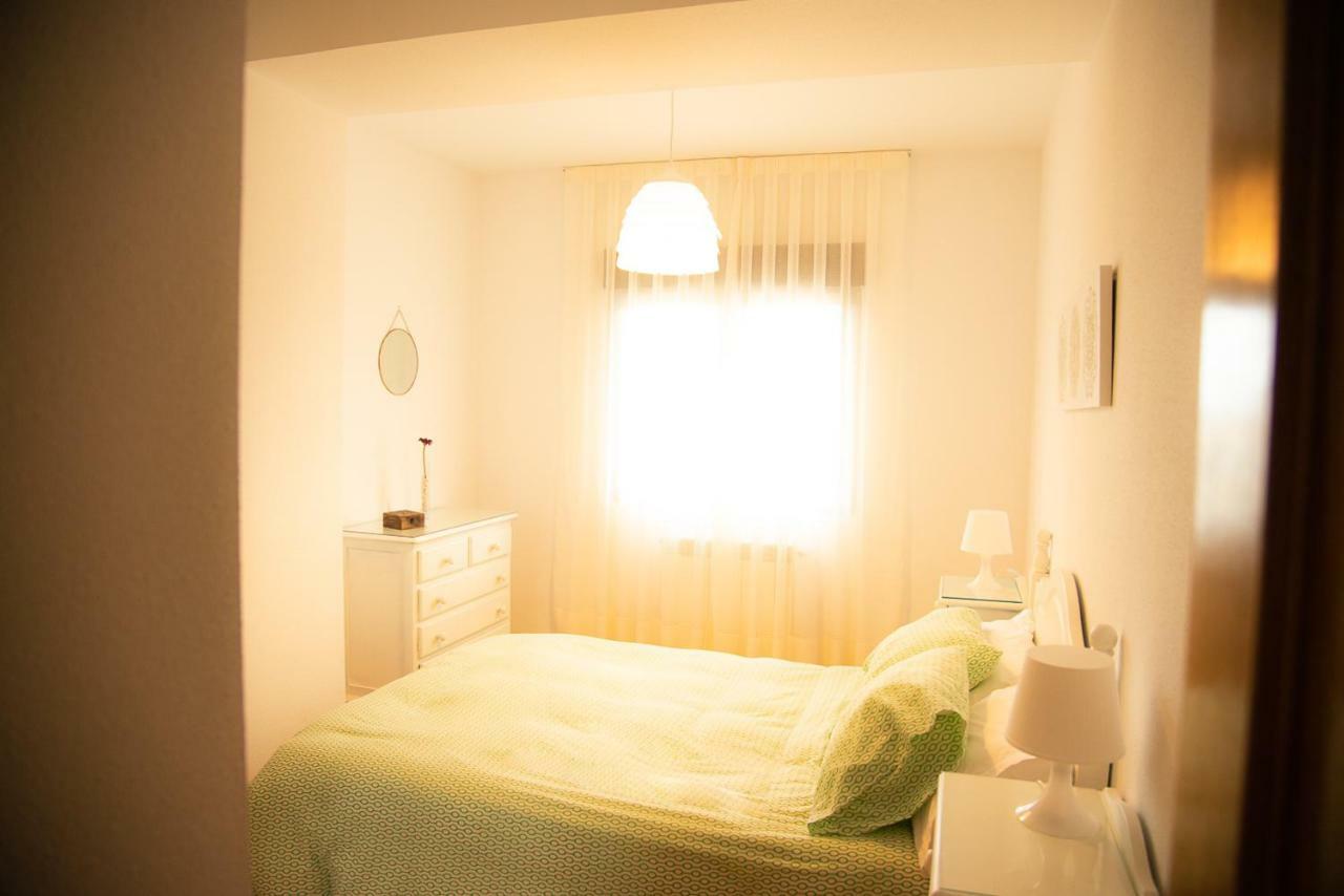 Casa De Las Flores - Apartamento Con Jardin Privado Frente A La Playa De Comillas Extérieur photo