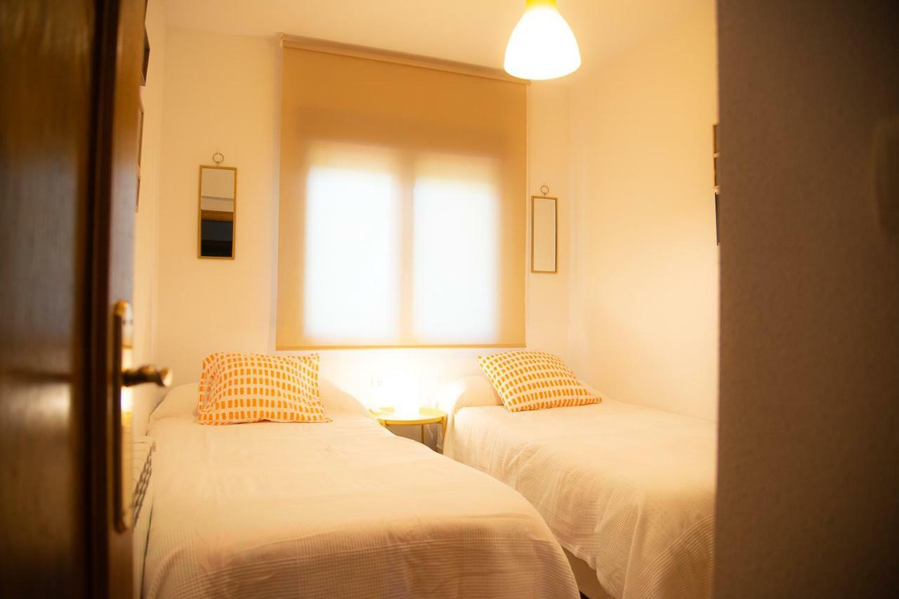 Casa De Las Flores - Apartamento Con Jardin Privado Frente A La Playa De Comillas Extérieur photo